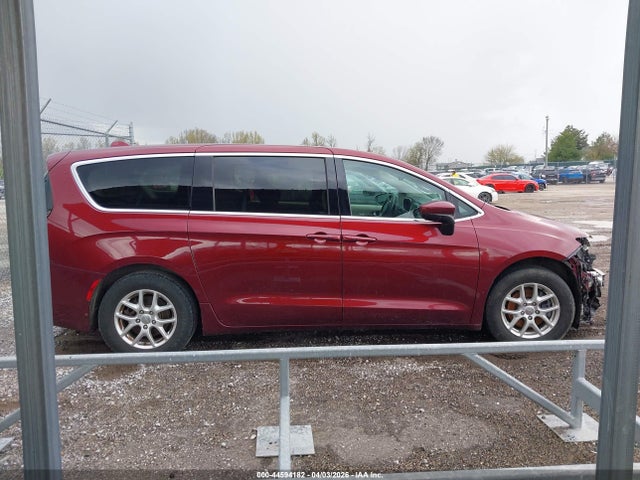 44594182 :رقم المزاد ، 2C4RC1DG6HR796766 vin ، 2017 Chrysler Pacifica Touring مزاد بيع