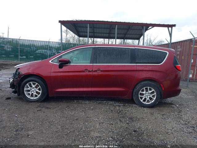 44594182 :رقم المزاد ، 2C4RC1DG6HR796766 vin ، 2017 Chrysler Pacifica Touring مزاد بيع