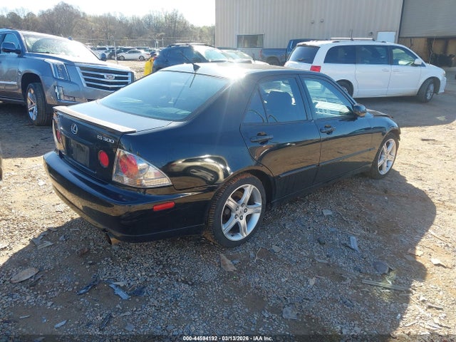 2005 LEXUS IS 300 JTHBD192850096957 Photo 3