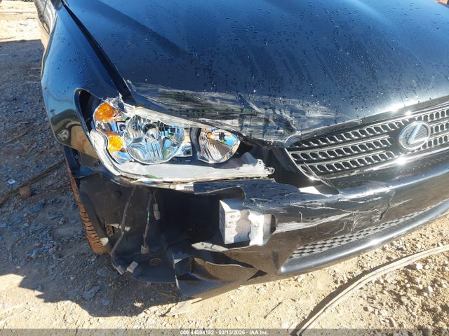 2005 LEXUS IS 300 JTHBD192850096957 Photo 5