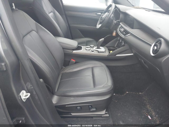 Продажа на аукционе авто 2022 Alfa Romeo Stelvio Ti Awd, vin: ZASPAKBN6N7D31686, номер лота: 44594203