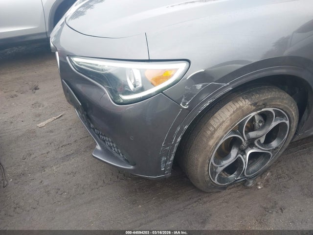 Продажа на аукционе авто 2022 Alfa Romeo Stelvio Ti Awd, vin: ZASPAKBN6N7D31686, номер лота: 44594203