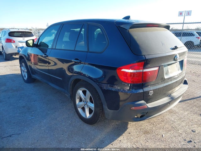 2010 BMW X5 5UXFE4C50AL276977 Photo 2