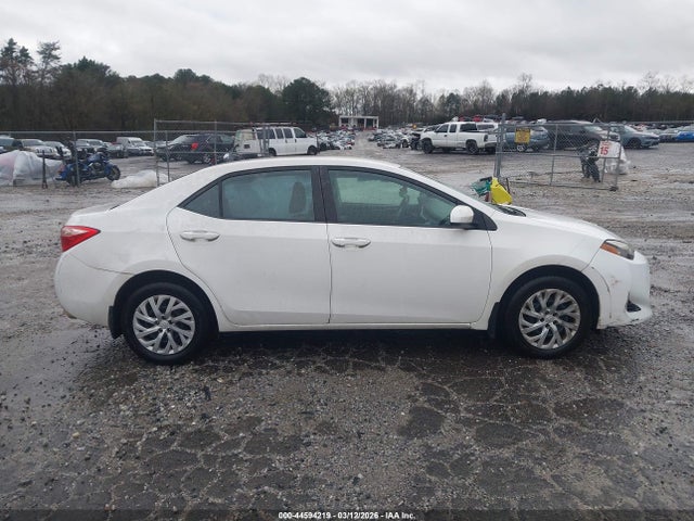 2T1BURHE3HC798819 Toyota COROLLA LE