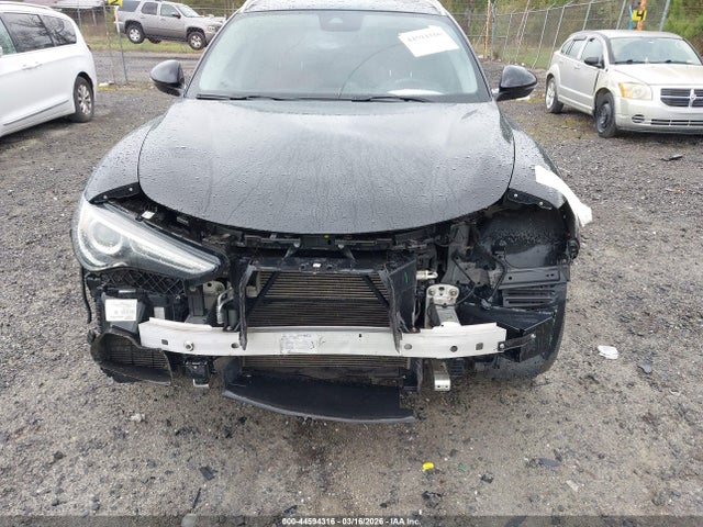 2019 Alfa Romeo Stelvio Ti Lusso Awd მანქანა იყიდება აუქციონზე, vin: ZASPAKBN9K7C44280, აუქციონის ნომერი: 44594316