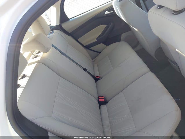Ford FOCUS SE 2016 1FADP3KE2GL280042 Image 8