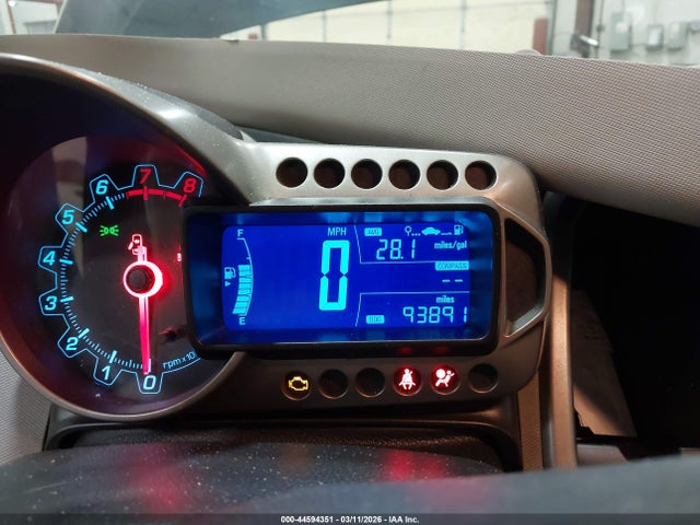 Chevrolet Sonic Lt Manual 2015 1G1JD5SB6F4113630 Image 15