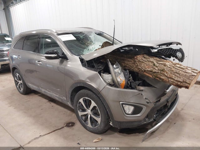 Auction sale of the 2016 Kia Sorento 2.0t Ex, vin: 5XYPHDA11GG029422, lot number: 44594369