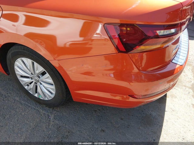 44594381 :رقم المزاد ، 3VWN57BU3KM184024 vin ، 2019 Volkswagen Jetta 1.4t S مزاد بيع