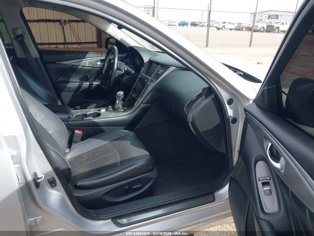 2015 Infiniti Q50 Premium მანქანა იყიდება აუქციონზე, vin: JN1BV7AP5FM355913, აუქციონის ნომერი: 44594439