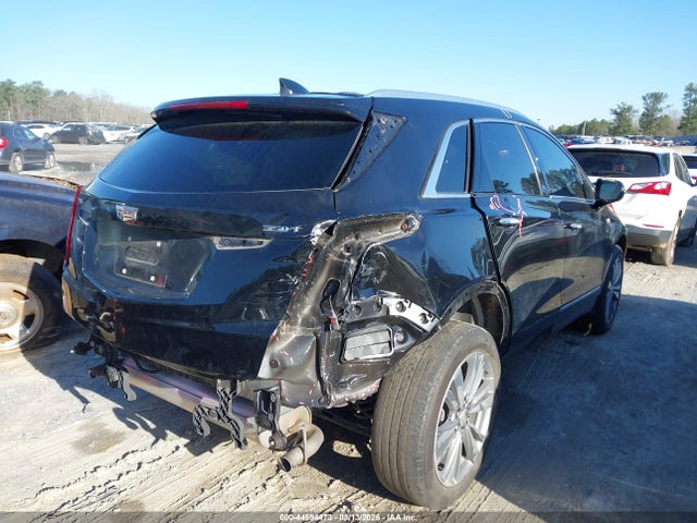 44594473 :رقم المزاد ، 1GYKNCR40NZ140130 vin ، 2022 Cadillac Xt5 Fwd Premium Luxury مزاد بيع