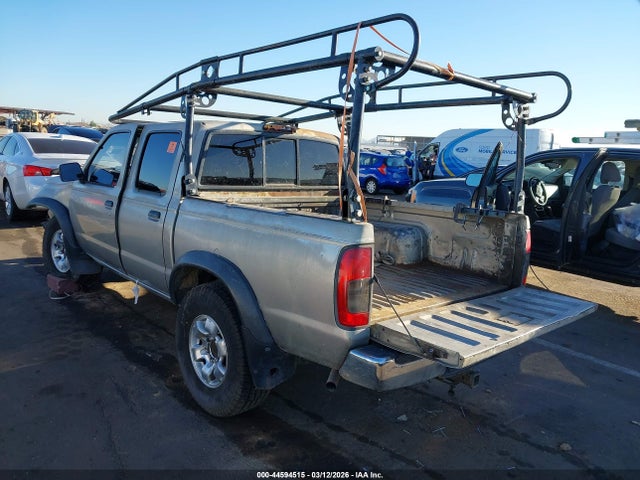 2000 NISSAN FRONTIER 1N6ED27TXYC376654 Photo 2