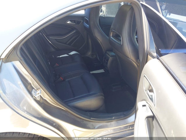 2016 MERCEDES-BENZ CLA 250 WDDSJ4EB1GN368892 Photo 7