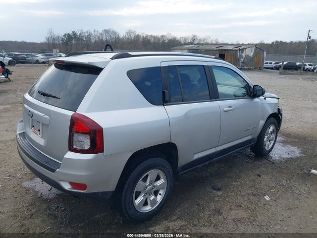 44594600 :رقم المزاد ، 1C4NJCBA2ED521912 vin ، 2014 Jeep Compass Sport مزاد بيع
