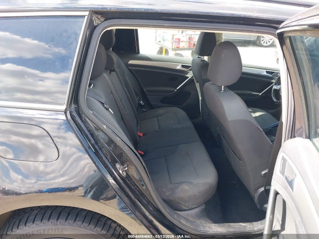 3VWC17AU9GM507763 Volkswagen Golf Sportwagen Tsi S 4-door