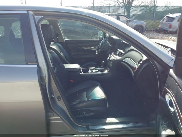 44594669 :رقم المزاد ، JN1BY1AR3BM372113 vin ، 2011 Infiniti M37x مزاد بيع