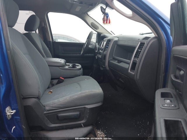 Продажа на аукционе авто 2017 Ram 1500 Express  4x4 6'4 Box, vin: 1C6RR7FT3HS812956, номер лота: 44594709