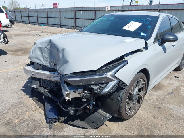 2025 Kia K5 Gt-line მანქანა იყიდება აუქციონზე, vin: KNAG64J70S5273202, აუქციონის ნომერი: 44594711