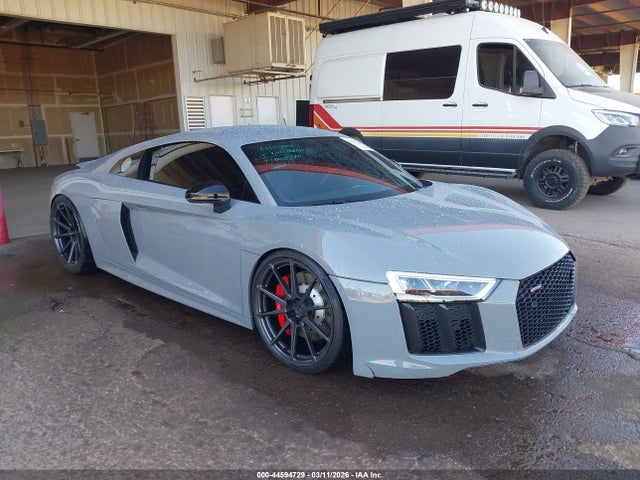 2018 AUDI R8 WUABAAFX5J7902204 Photo 0