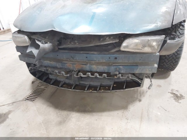 2002 Pontiac Grand Prix Gt მანქანა იყიდება აუქციონზე, vin: 1G2WP52K32F272855, აუქციონის ნომერი: 44594887