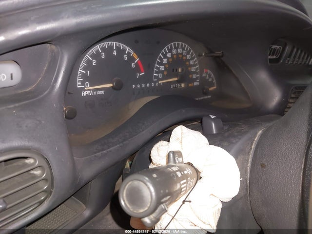 2002 Pontiac Grand Prix Gt მანქანა იყიდება აუქციონზე, vin: 1G2WP52K32F272855, აუქციონის ნომერი: 44594887
