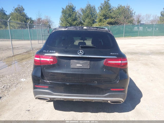 44594893 :رقم المزاد ، WDC0G4KB2KV176968 vin ، 2019 Mercedes-benz Glc 300 4matic مزاد بيع