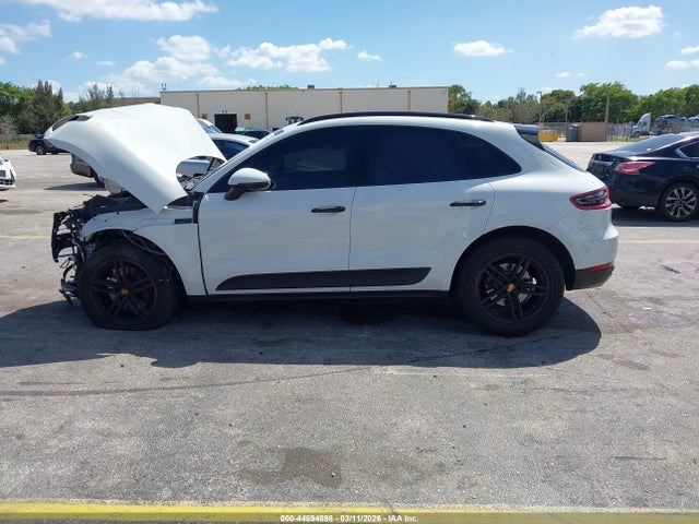 Продажа на аукционе авто 2017 Porsche Macan, vin: WP1AA2A59HLB80417, номер лота: 44594898