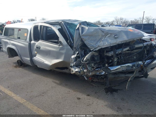 2000 DODGE DAKOTA 1B7GG22N0YS711891