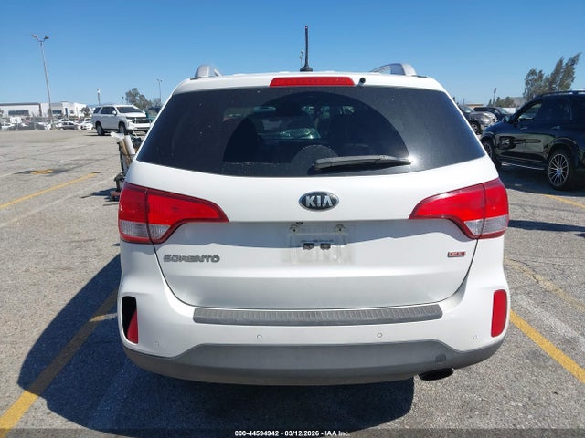 KIA Sorento Lx V6 2015 5XYKT4A73FG560388 Image 16