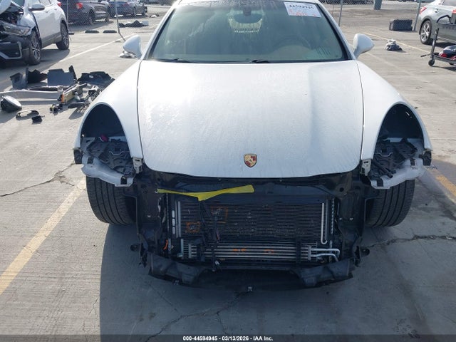 2011 PORSCHE PANAMERA WP0AA2A77BL015301 Photo 5