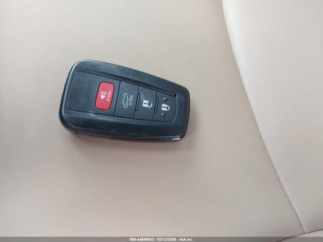 2021 TOYOTA RAV4 HYBRID JTMB6RFVXMD044715 Photo 10