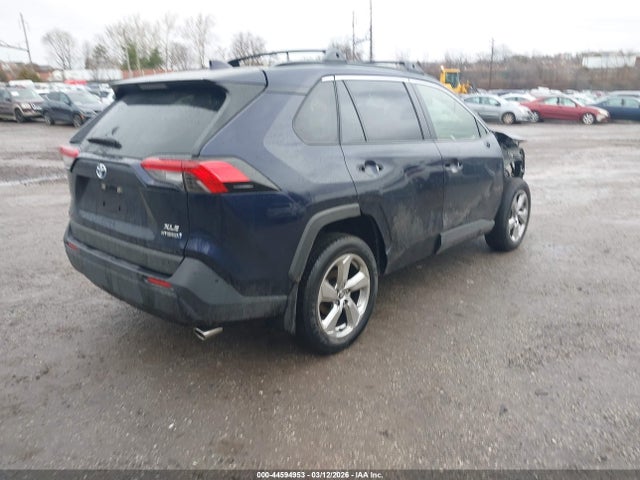2021 TOYOTA RAV4 HYBRID JTMB6RFVXMD044715 Photo 3