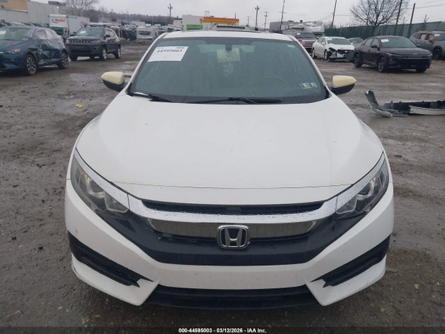 Honda Civic Lx-p 2018 2HGFC4B01JH300439 Image 12