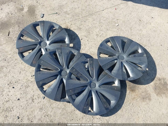 2021 Tesla Model S Long Range Dual Motor All-wheel Drive მანქანა იყიდება აუქციონზე, vin: 5YJSA1E5XMF447006, აუქციონის ნომერი: 44595070