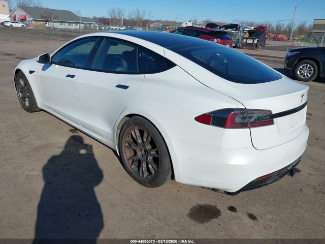 2021 Tesla Model S Long Range Dual Motor All-wheel Drive მანქანა იყიდება აუქციონზე, vin: 5YJSA1E5XMF447006, აუქციონის ნომერი: 44595070
