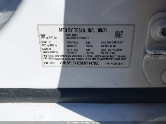 2021 Tesla Model S Long Range Dual Motor All-wheel Drive მანქანა იყიდება აუქციონზე, vin: 5YJSA1E5XMF447006, აუქციონის ნომერი: 44595070