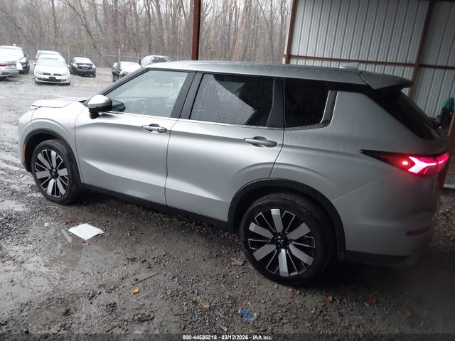 2025 MITSUBISHI OUTLANDER JA4J4VA85SZ033661 Photo 2