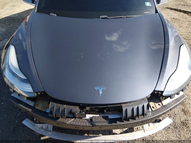 2019 TESLA MODEL 3 5YJ3E1EB1KF426217 Photo 9