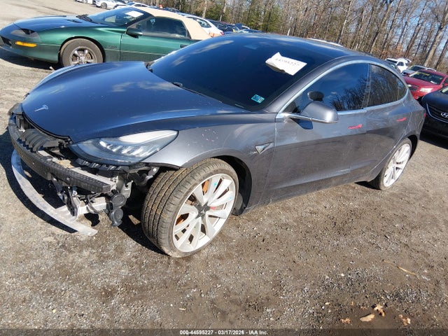 2019 TESLA MODEL 3 5YJ3E1EB1KF426217 Photo 1