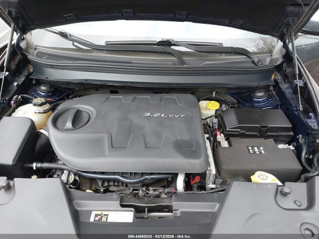 44595233 :رقم المزاد ، 1C4PJMCS5EW212414 vin ، 2014 Jeep Cherokee Latitude مزاد بيع