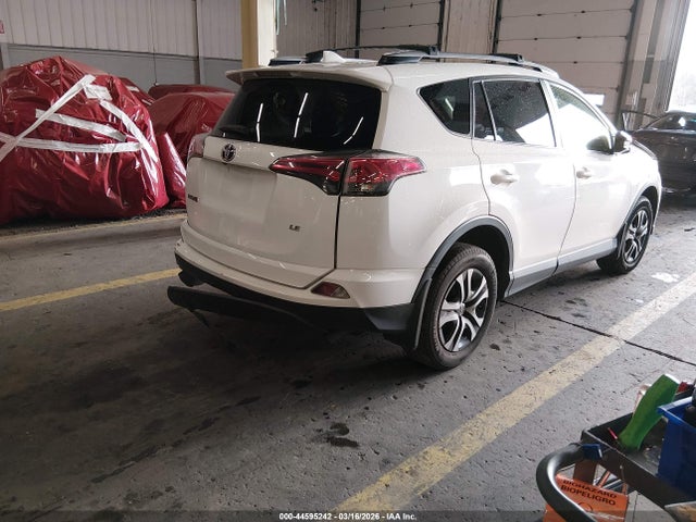 JTMZFREV3JJ749921 Toyota RAV4 LE