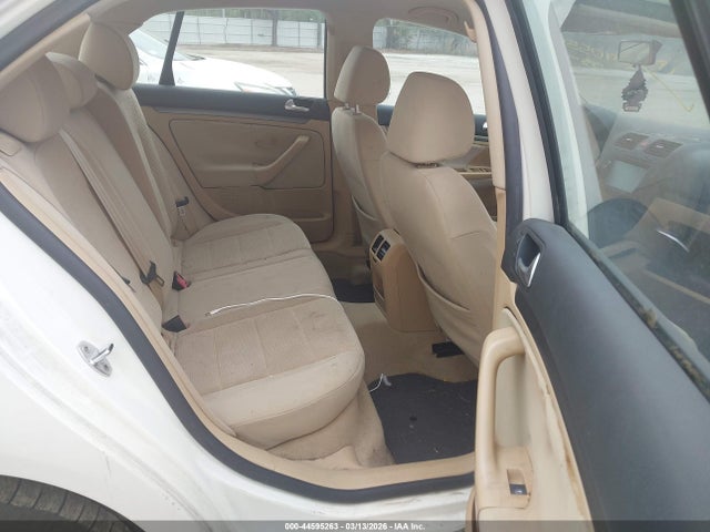 44595263 :رقم المزاد ، 3VWJM71K18M105587 vin ، 2008 Volkswagen Jetta S مزاد بيع
