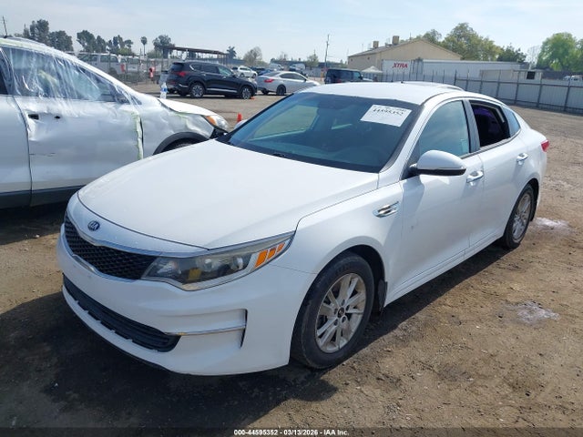 KIA Optima Lx 2016 5XXGT4L34GG035913 Image 2