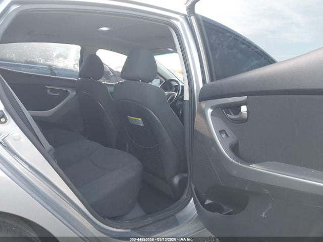 Продаж на аукціоні авто 2015 Hyundai Elantra Se (ulsan Plant), vin: KMHDH4AE0FU298073, номер лоту: 44595358