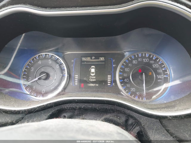 44595392 :رقم المزاد ، 1C3CCCAB7FN741185 vin ، 2015 Chrysler 200 Limited مزاد بيع