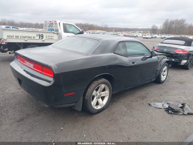 Продажа на аукционе авто 2014 Dodge Challenger Sxt, vin: 2C3CDYAG5EH313015, номер лота: 44595420