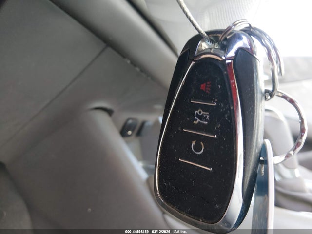 2018 CHEVROLET MALIBU 1G1ZD5STXJF240759 Photo 10