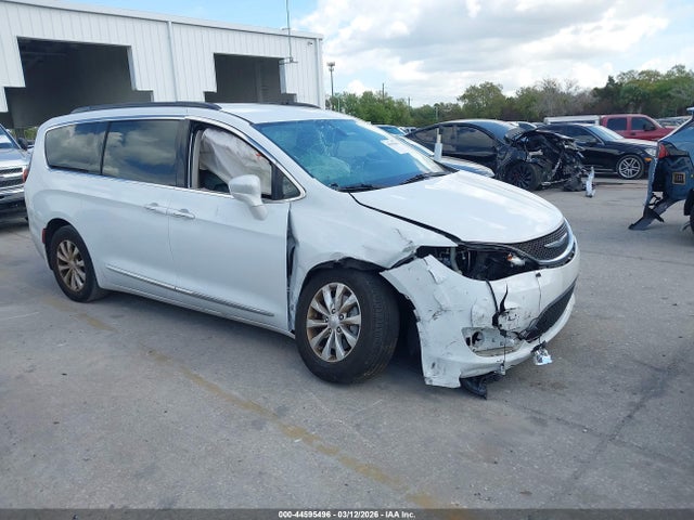 2017 CHRYSLER PACIFICA 2C4RC1BG4HR593989
