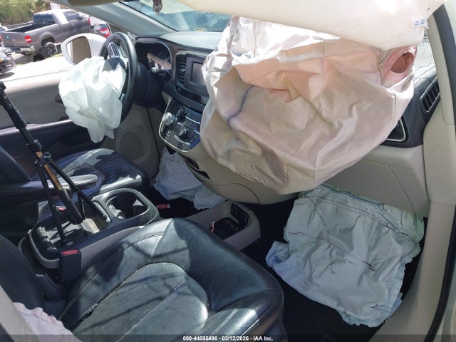 2017 CHRYSLER PACIFICA 2C4RC1BG4HR593989 Photo 4