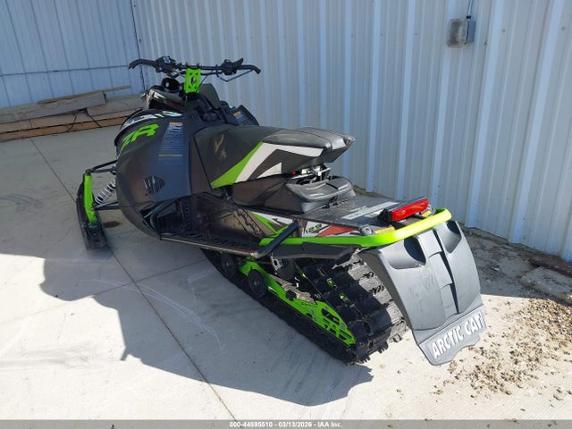 4UF18SNW9JT106381 Arctic Cat Zr6000